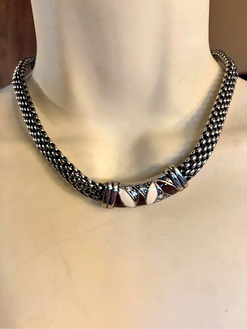 Vintage Silver Tone Textured Statement Necklace late 1980’s- early 1990’s